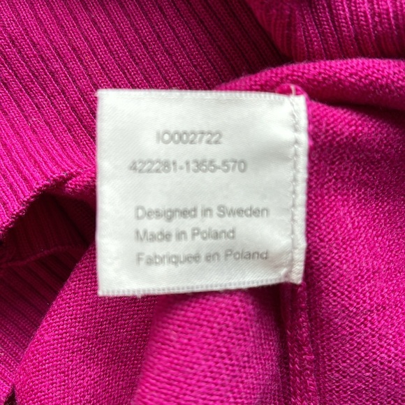 Stenströms magenta/light blue vee neck pullover sweater. - Picture 4 of 5